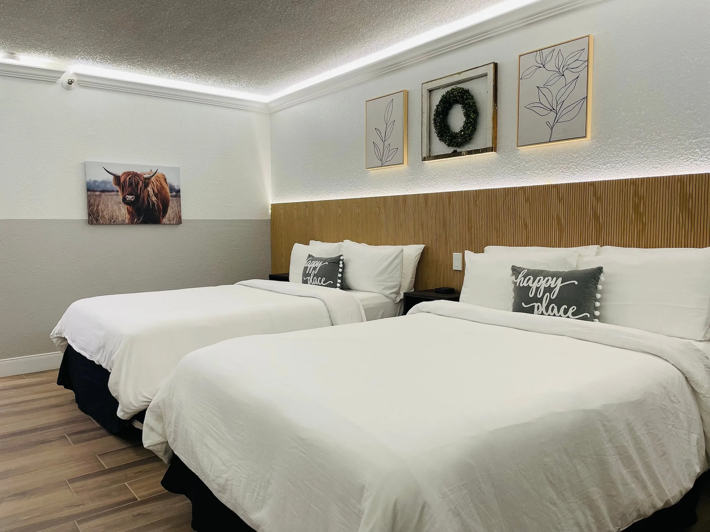 Deluxe Double: A second look at the beds